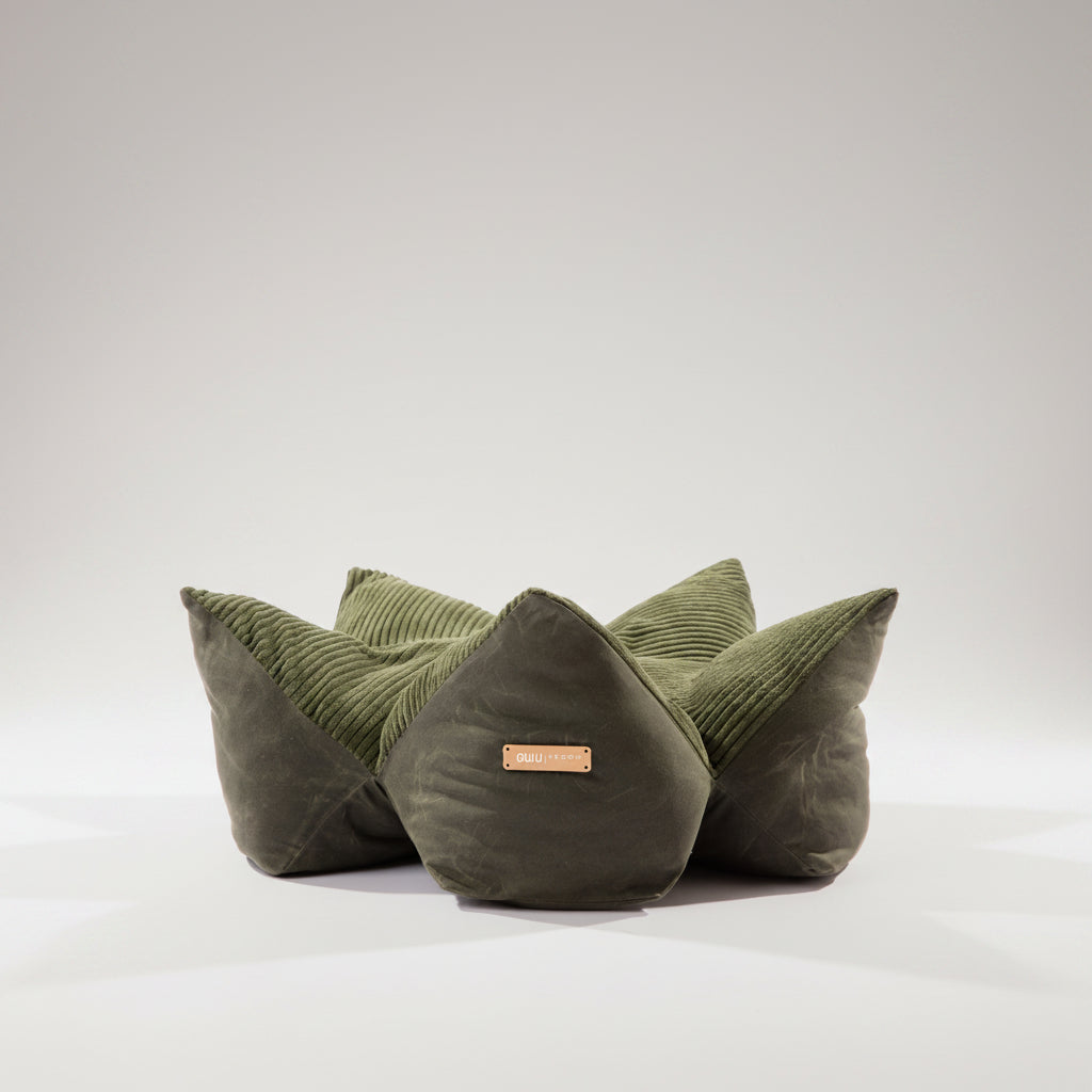 CUDDLE PET PILLOW BED